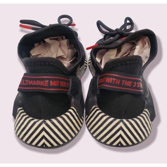 Adidas NMD_R1 V2 SHOES 4 1/2 Black-Red-White Very Good Condition Art FY2107 - Picture 5 of 8